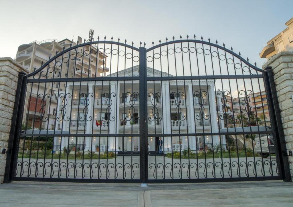 Hotel Vila Kalcuni Sarande Exterior photo